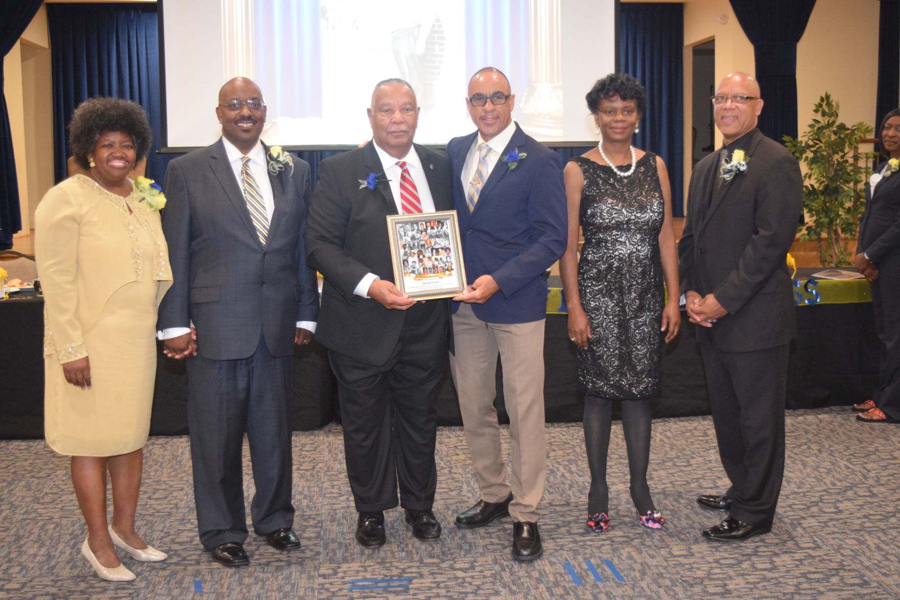 Cresswell Elmore & Son Kevin Elmore receives Legacy Award for The Businesses of Georgre Elmore.